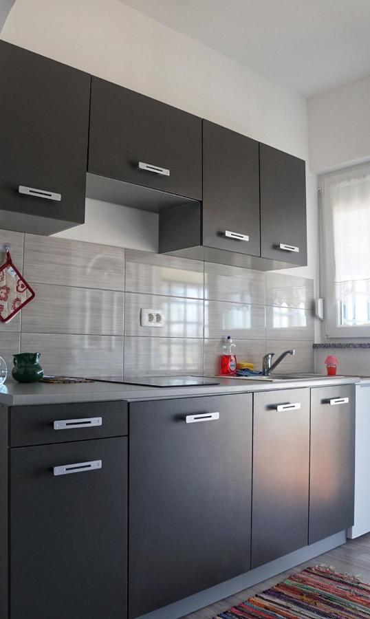 זמברטיה Apartmani Vesna מראה חיצוני תמונה