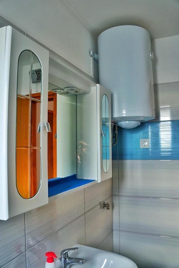 זמברטיה Apartmani Vesna מראה חיצוני תמונה