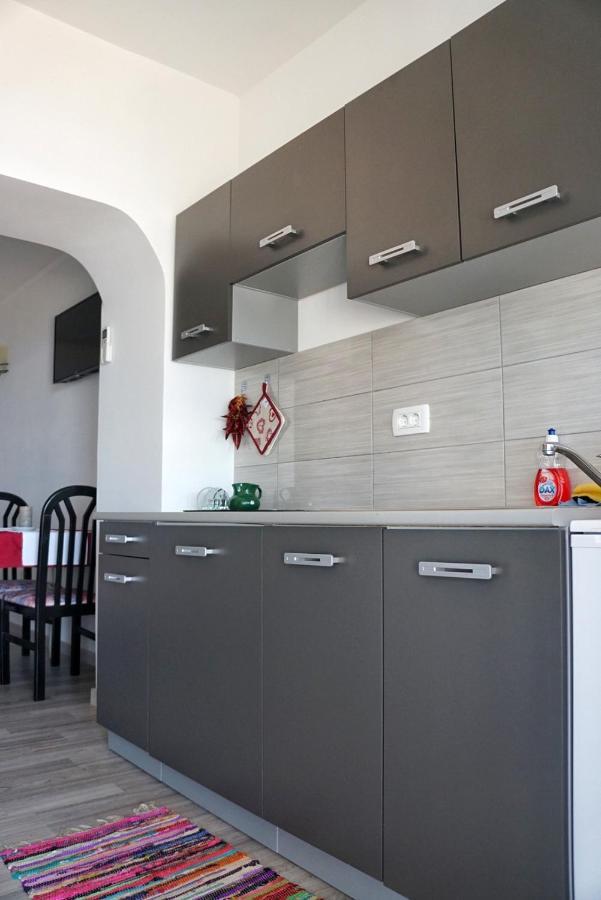 זמברטיה Apartmani Vesna מראה חיצוני תמונה