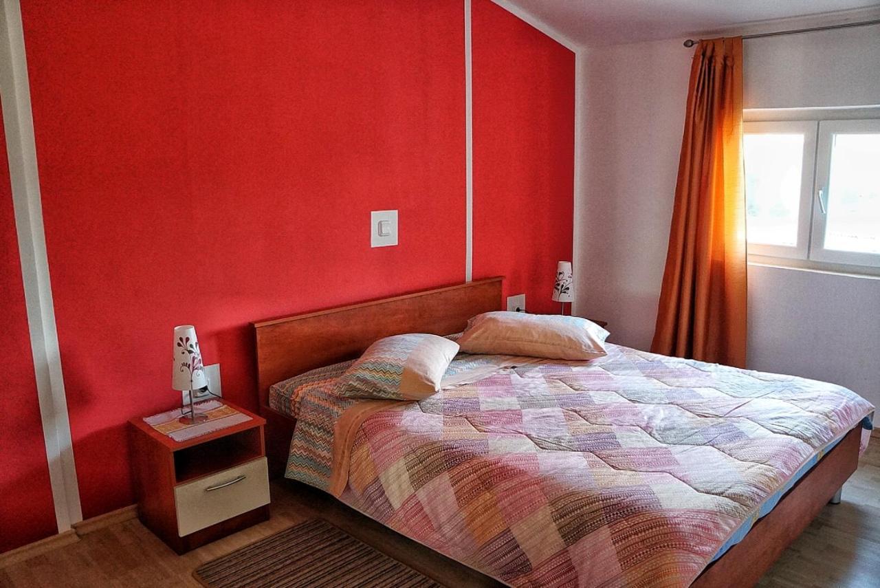 זמברטיה Apartmani Vesna מראה חיצוני תמונה