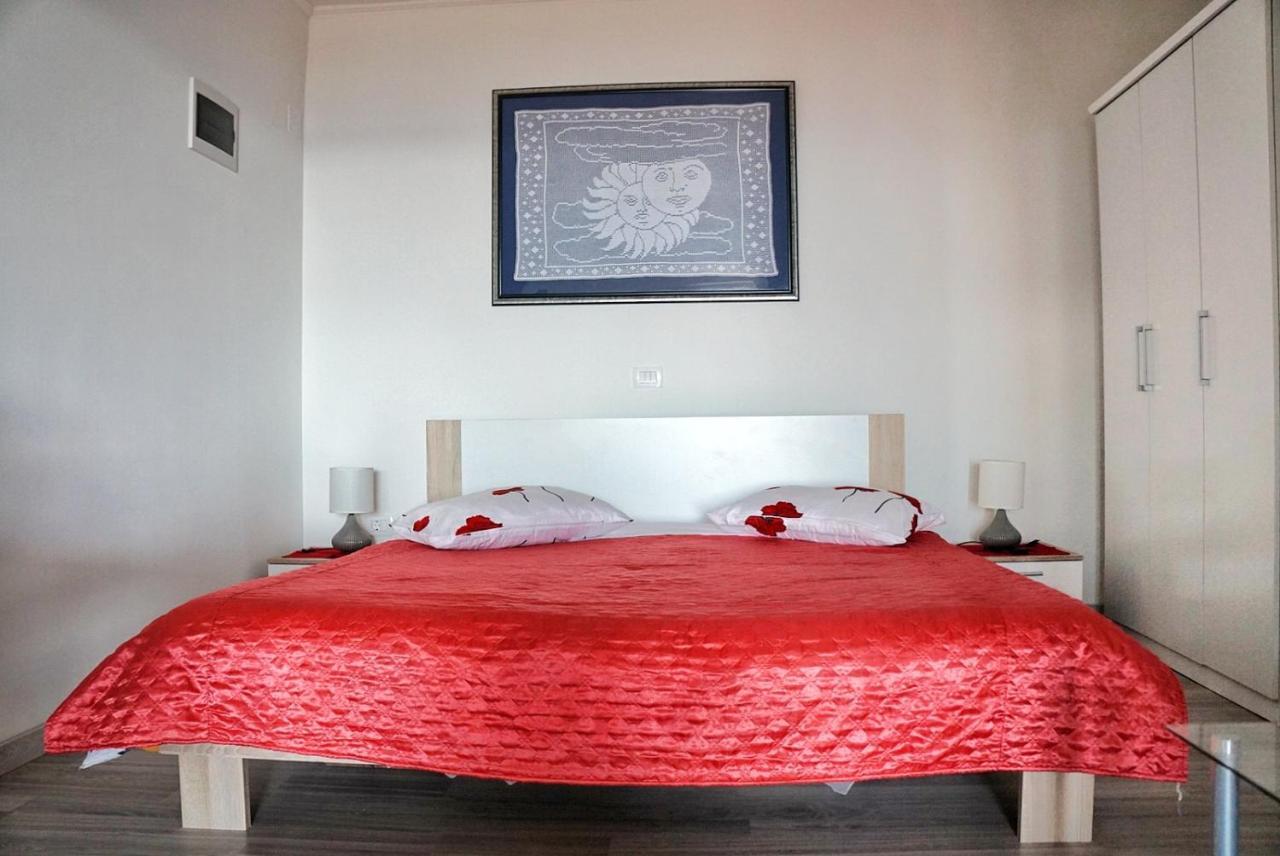 זמברטיה Apartmani Vesna מראה חיצוני תמונה