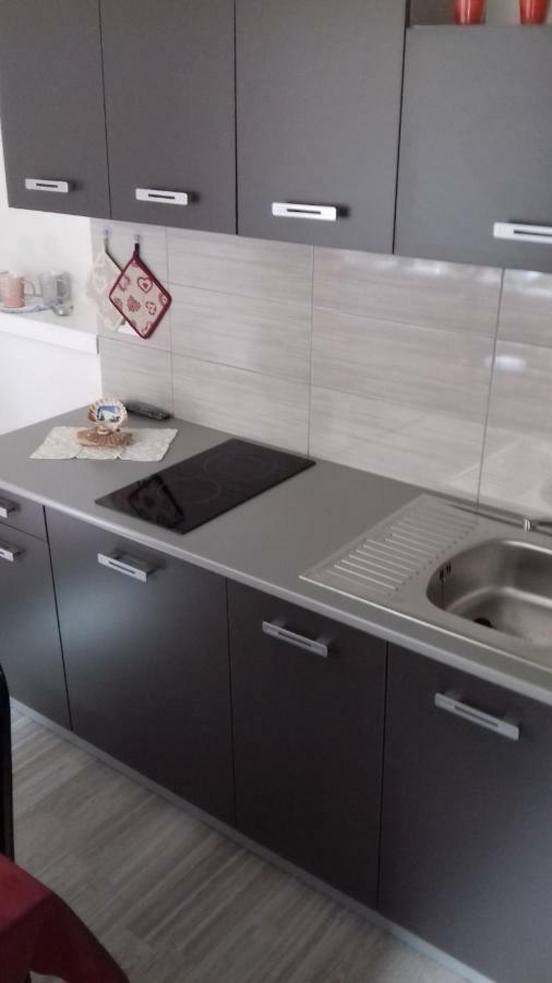 זמברטיה Apartmani Vesna מראה חיצוני תמונה